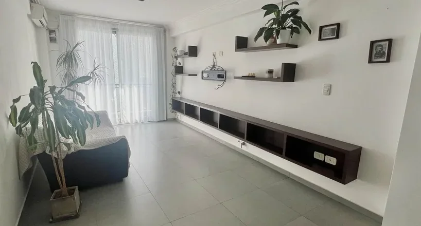 DEPTO 2 AMB EN VENTA VILLA URQUIZA CON COCHERA