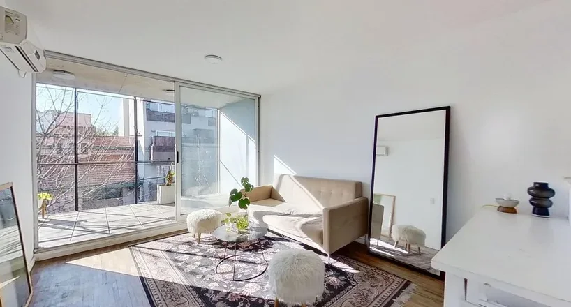 https://www.remax.com.ar/listings/2-ambientes-con-balcon-aterrazado-saavedra